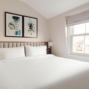 Kamer met een King Size Bed